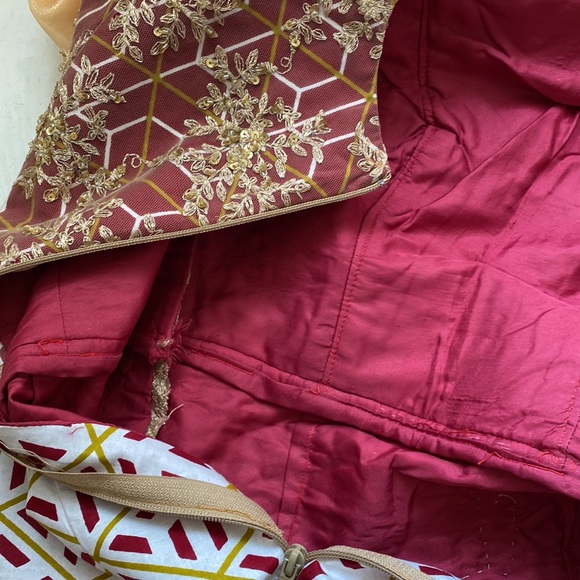 Queen of the Ball Handmade Evening Gown - Picture 11 of 12